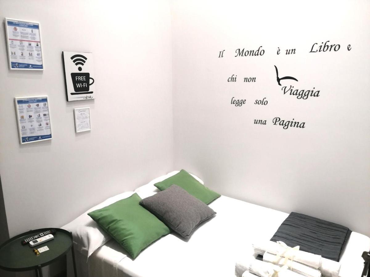 Bed and Breakfast Bebasu Napoli Esterno foto