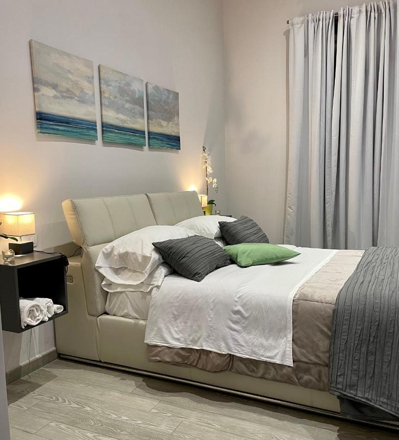 Bed and Breakfast Bebasu Napoli Esterno foto