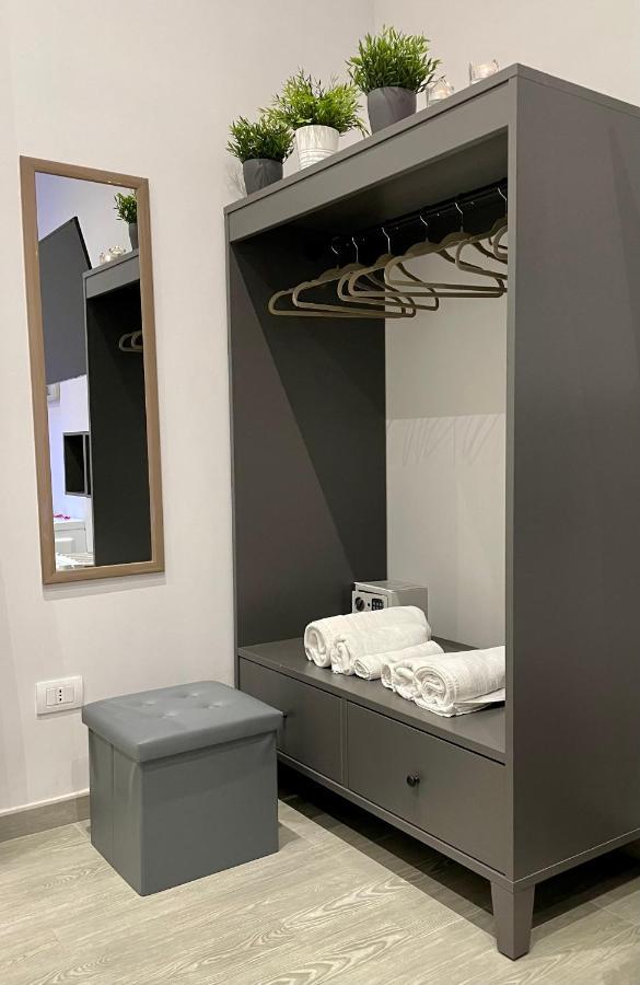 Bed and Breakfast Bebasu Napoli Esterno foto