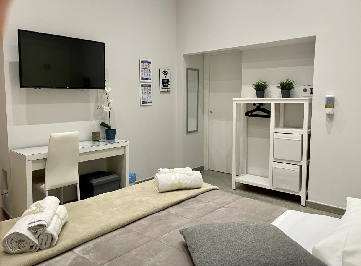 Bed and Breakfast Bebasu Napoli Esterno foto