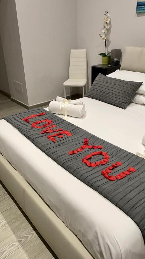 Bed and Breakfast Bebasu Napoli Esterno foto