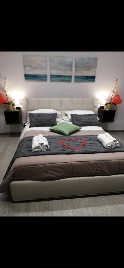 Bed and Breakfast Bebasu Napoli Esterno foto