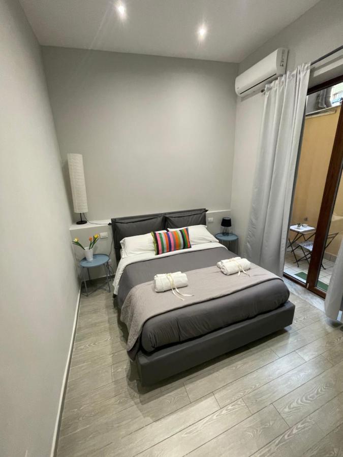 Bed and Breakfast Bebasu Napoli Esterno foto