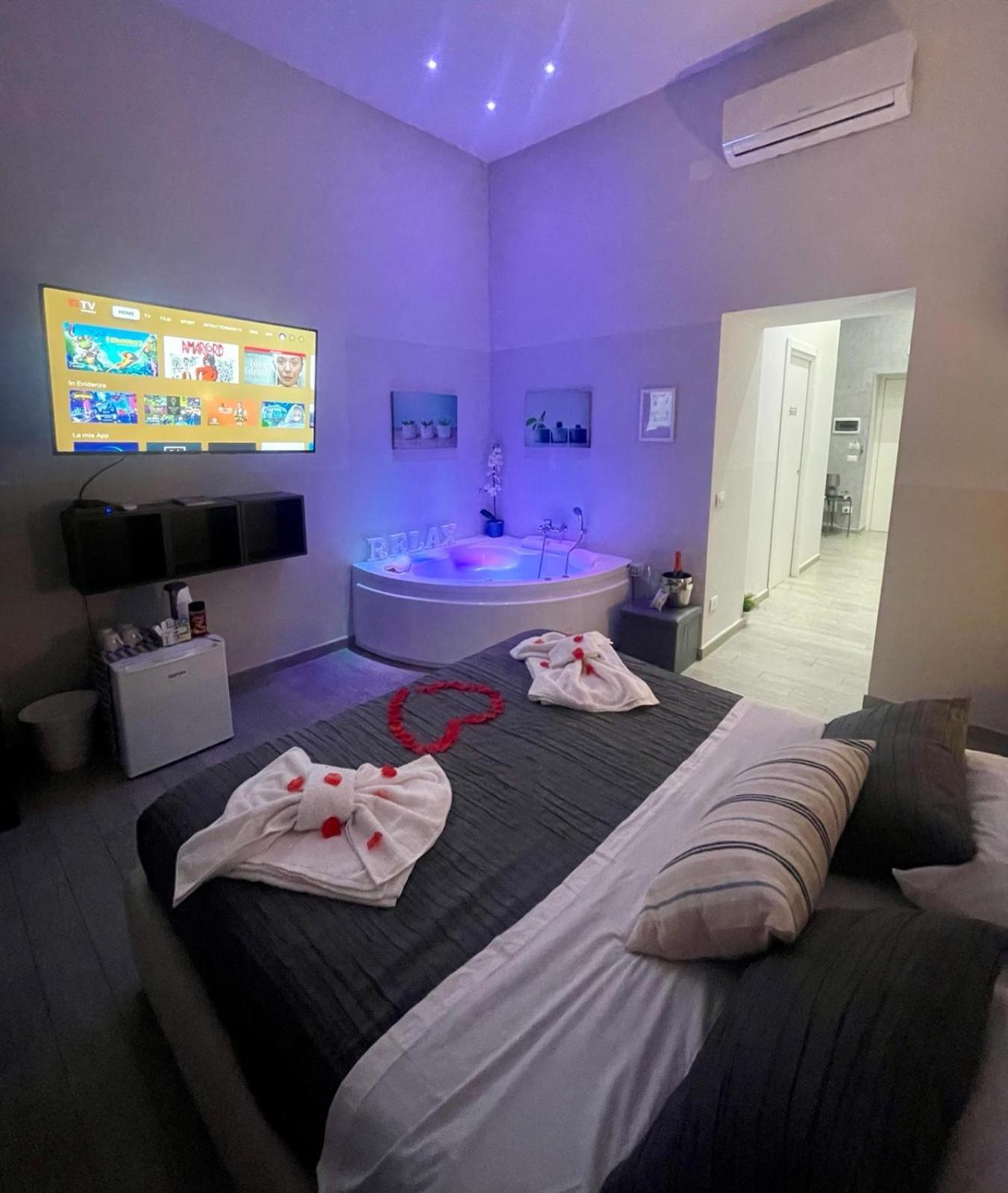 Bed and Breakfast Bebasu Napoli Esterno foto